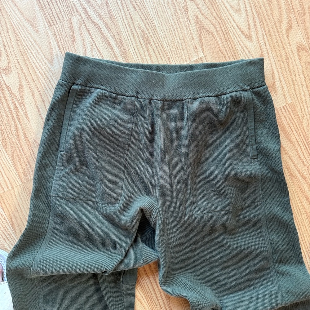 RAPHA Pro Team Transfer Sweatpants in Green Olive, Men's Size Large - Picture 3 of 7
